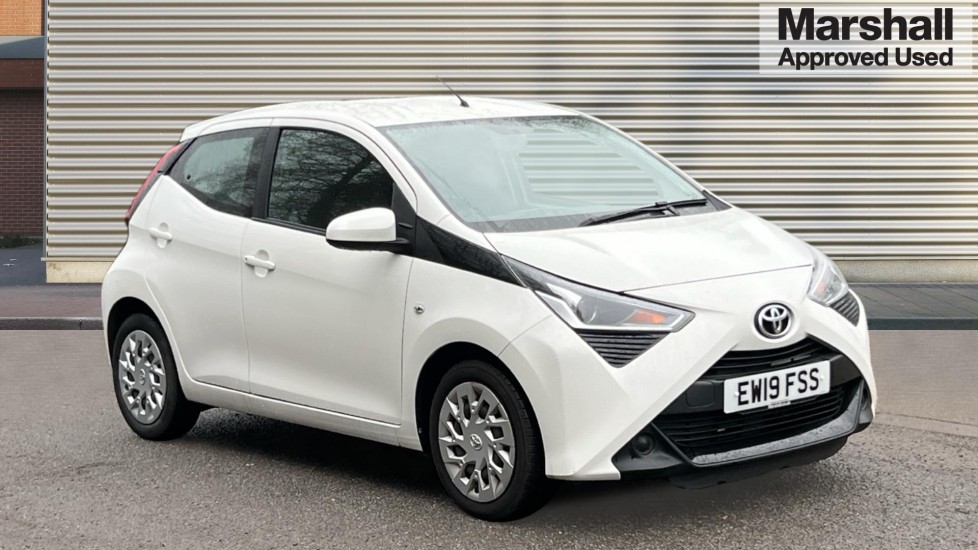 Main listing image - Toyota Aygo