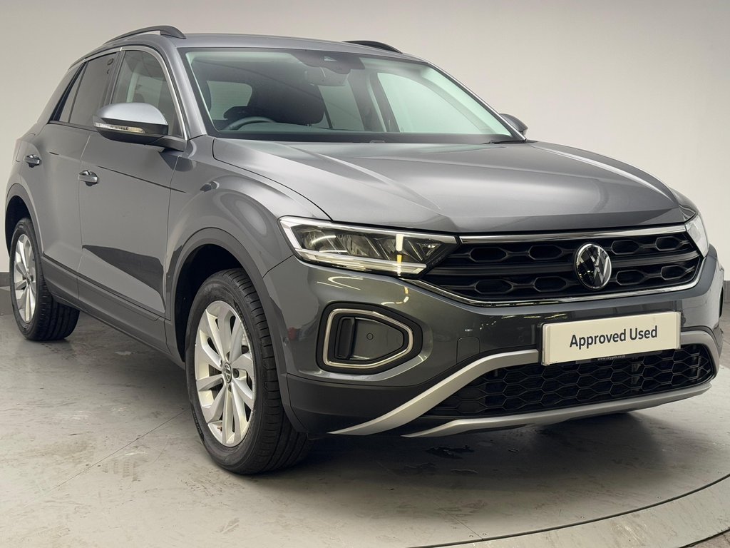 Main listing image - Volkswagen T-Roc
