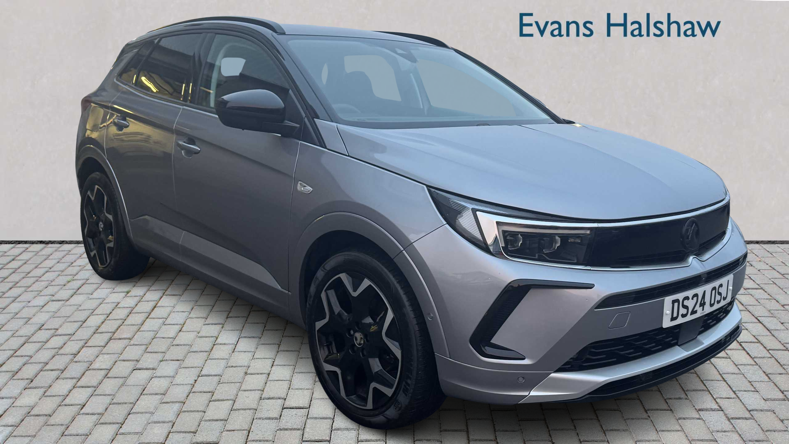 Main listing image - Vauxhall Grandland