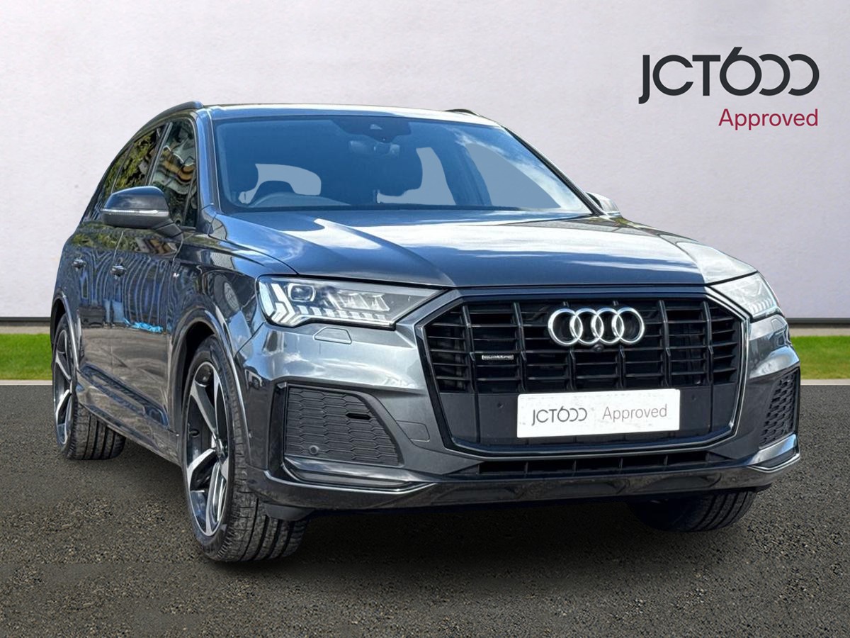 Main listing image - Audi Q7
