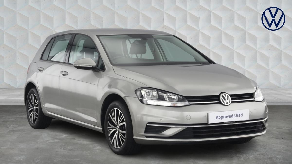 Main listing image - Volkswagen Golf