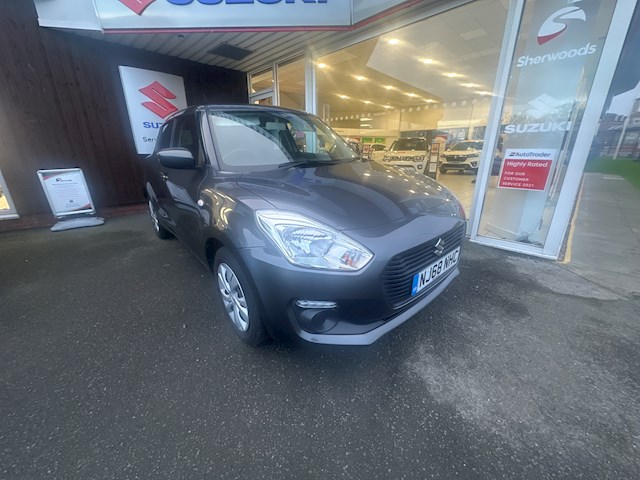 Main listing image - Suzuki Swift