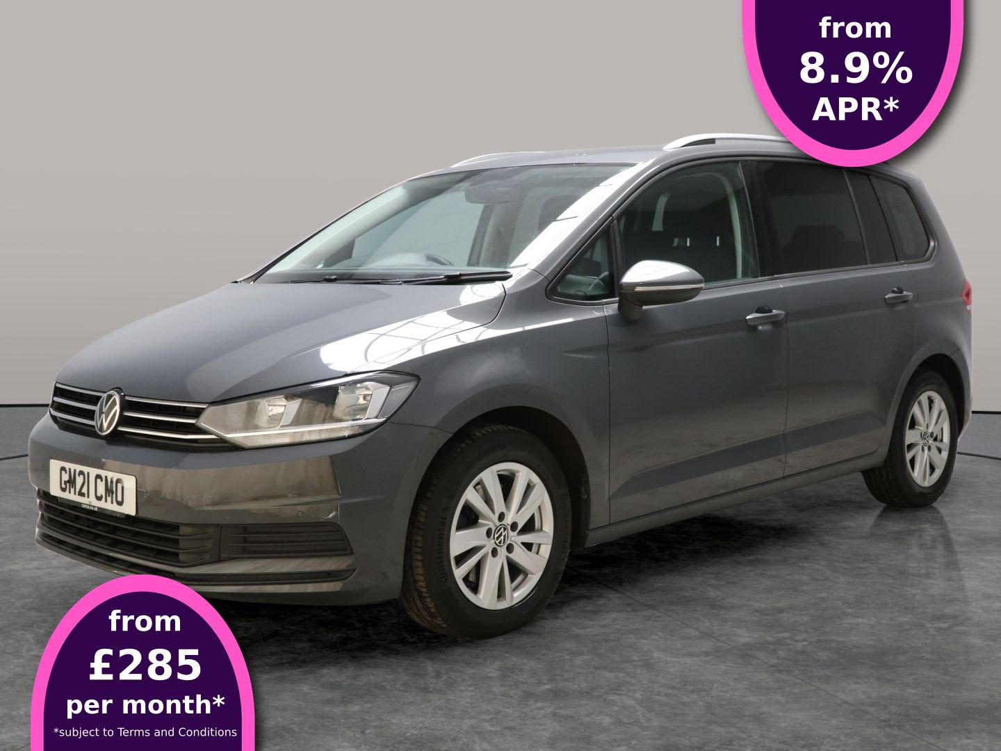 Main listing image - Volkswagen Touran