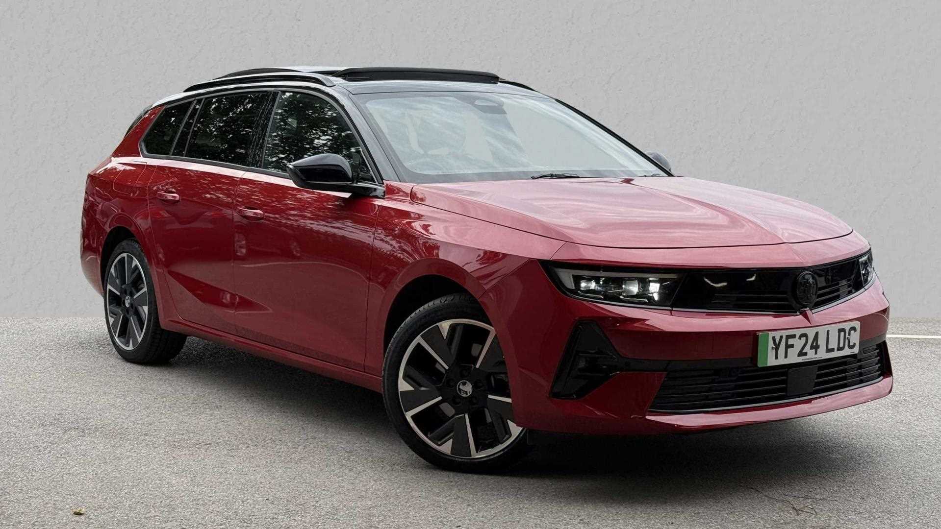 Main listing image - Vauxhall Astra Sports Tourer