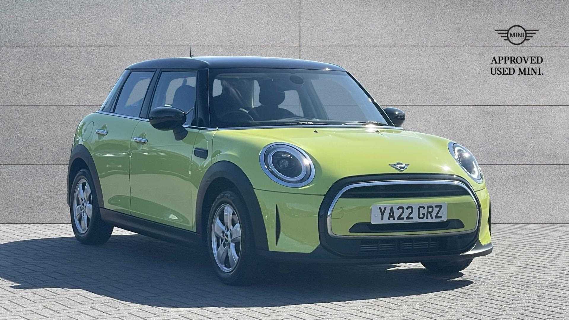 Main listing image - MINI Hatchback 5dr