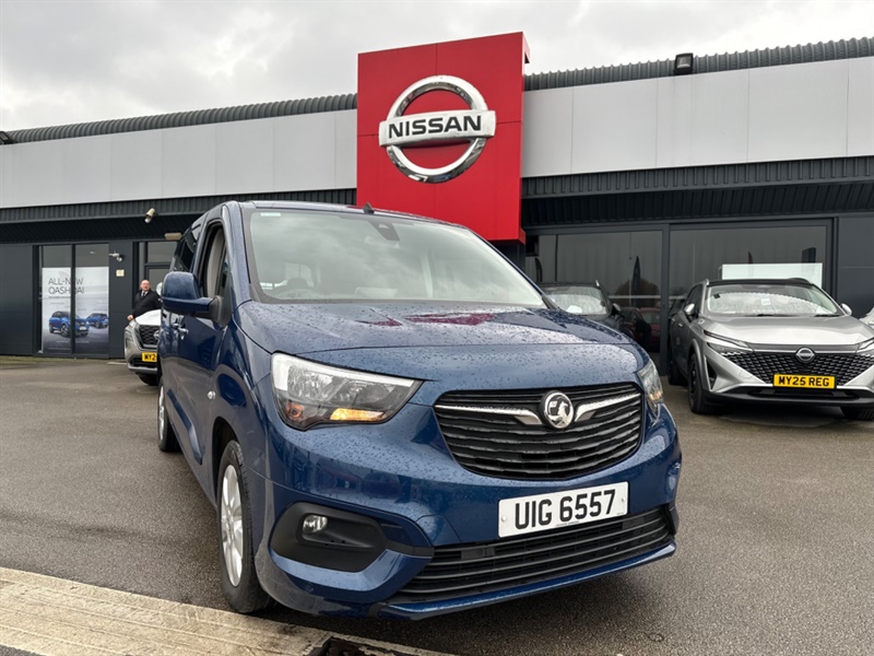 Main listing image - Vauxhall Combo Life