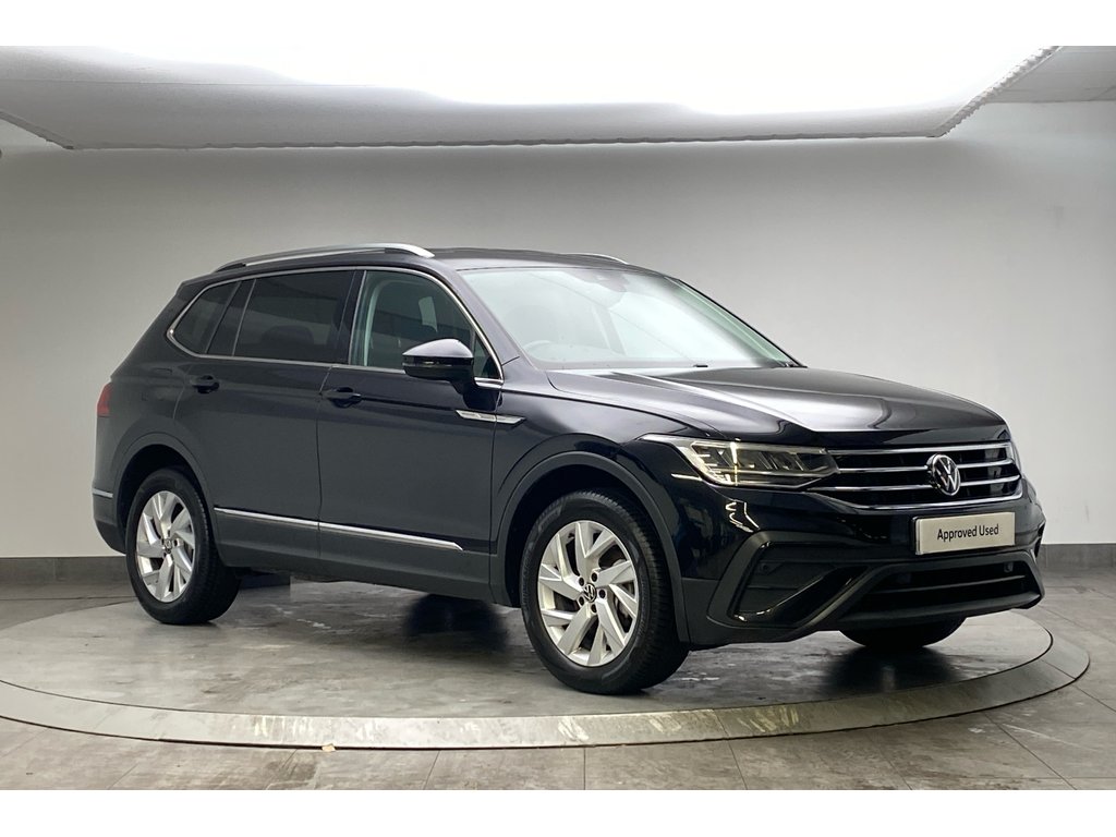 Main listing image - Volkswagen Tiguan Allspace