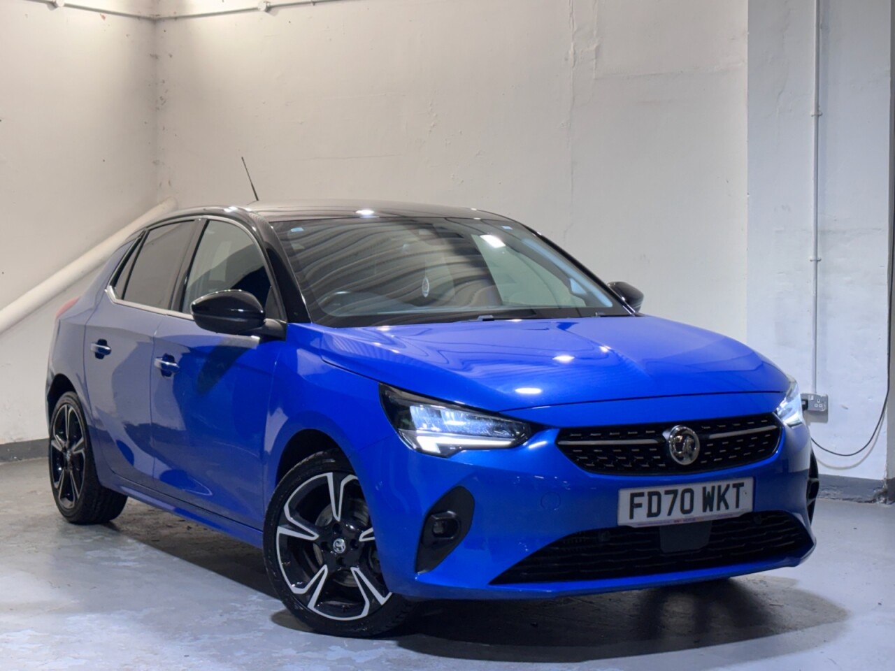 Main listing image - Vauxhall Corsa