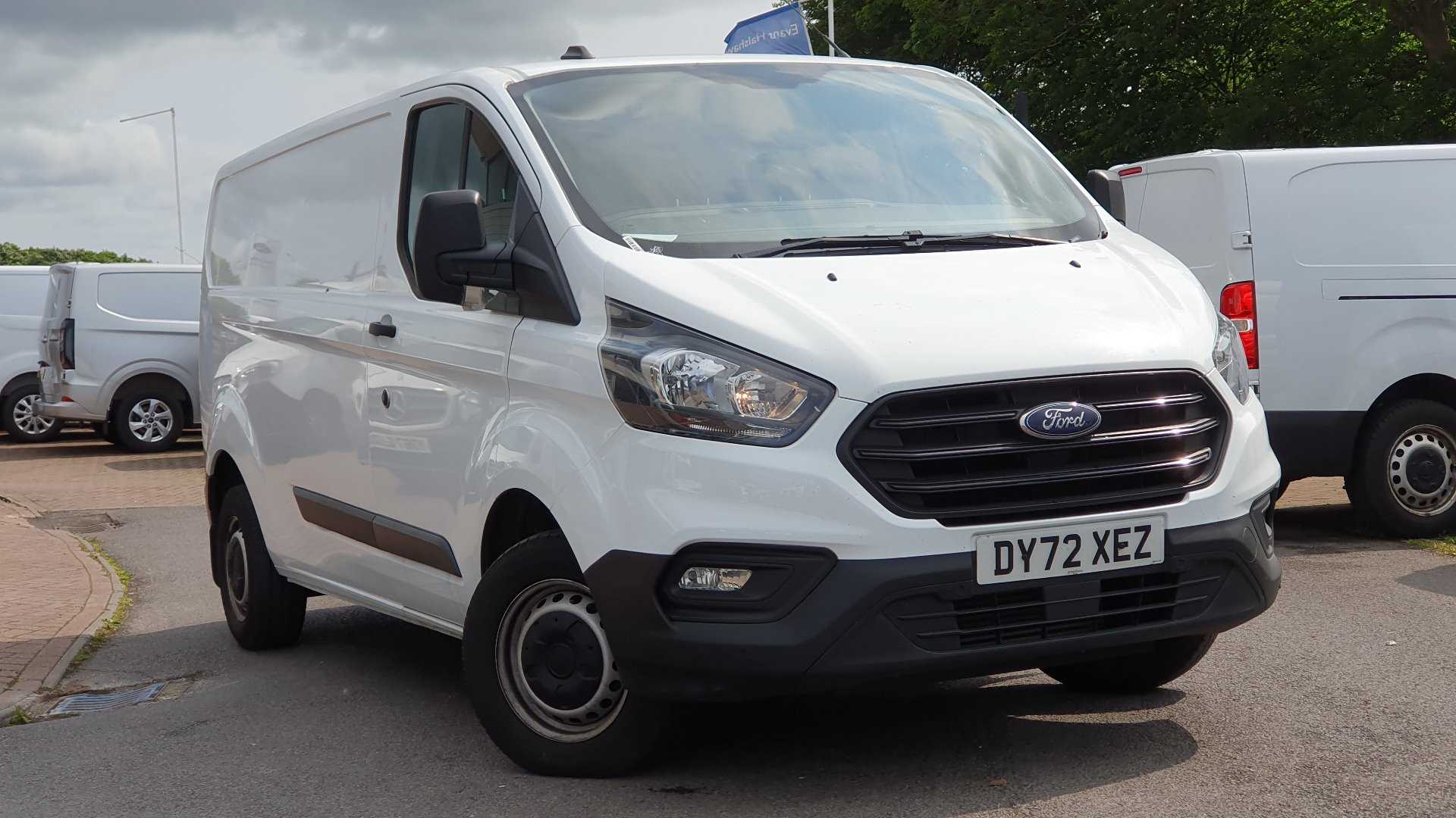 Main listing image - Ford Transit Custom