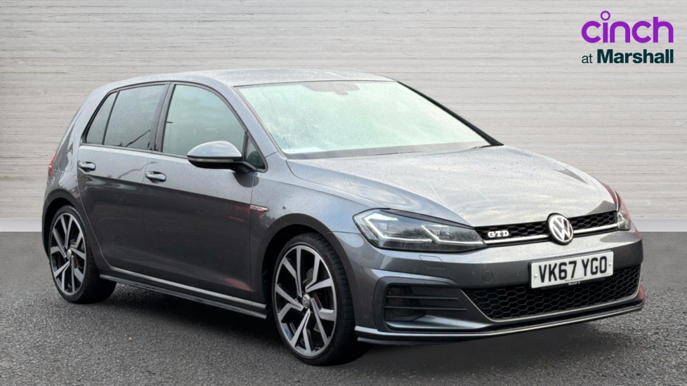 Main listing image - Volkswagen Golf