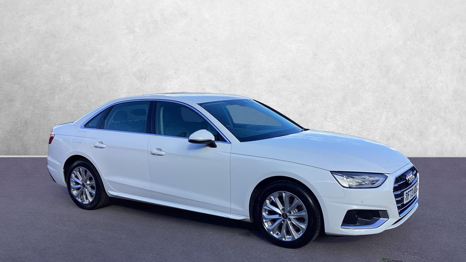 Main listing image - Audi A4