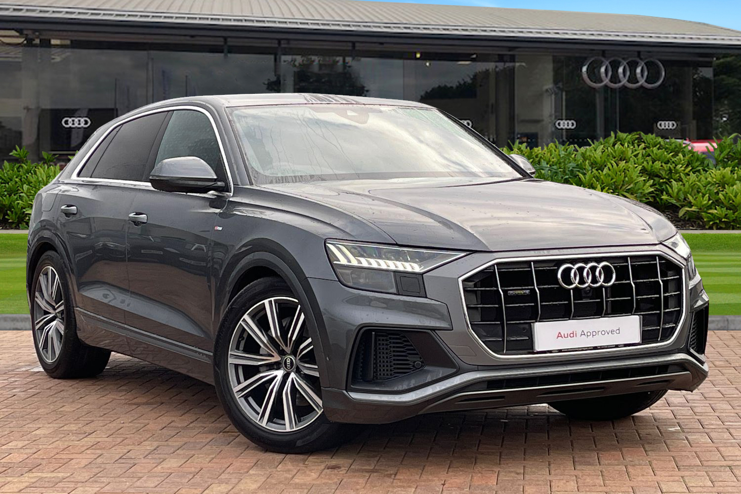 Main listing image - Audi Q8