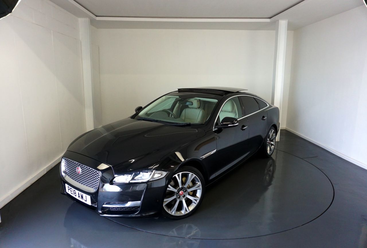 Main listing image - Jaguar XJ