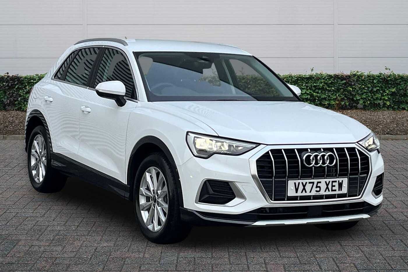 Main listing image - Audi Q3