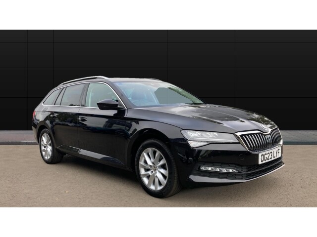 Main listing image - Skoda Superb Estate