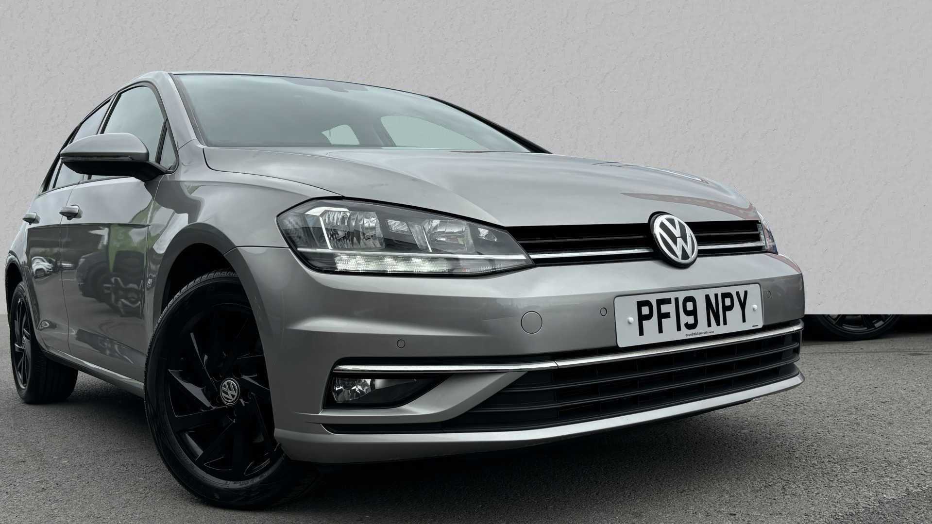 Main listing image - Volkswagen Golf