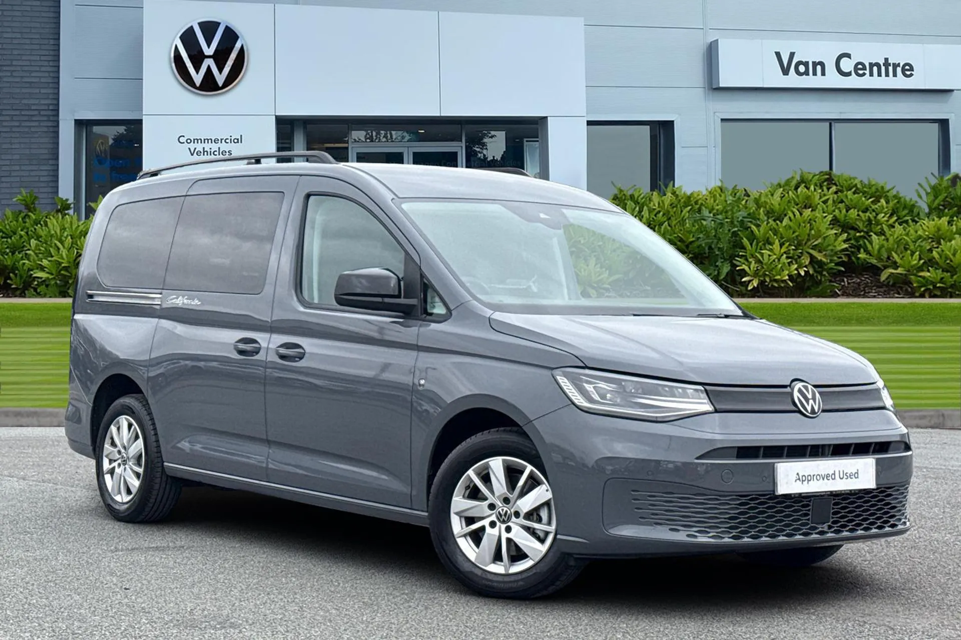 Main listing image - Volkswagen Caddy California Maxi