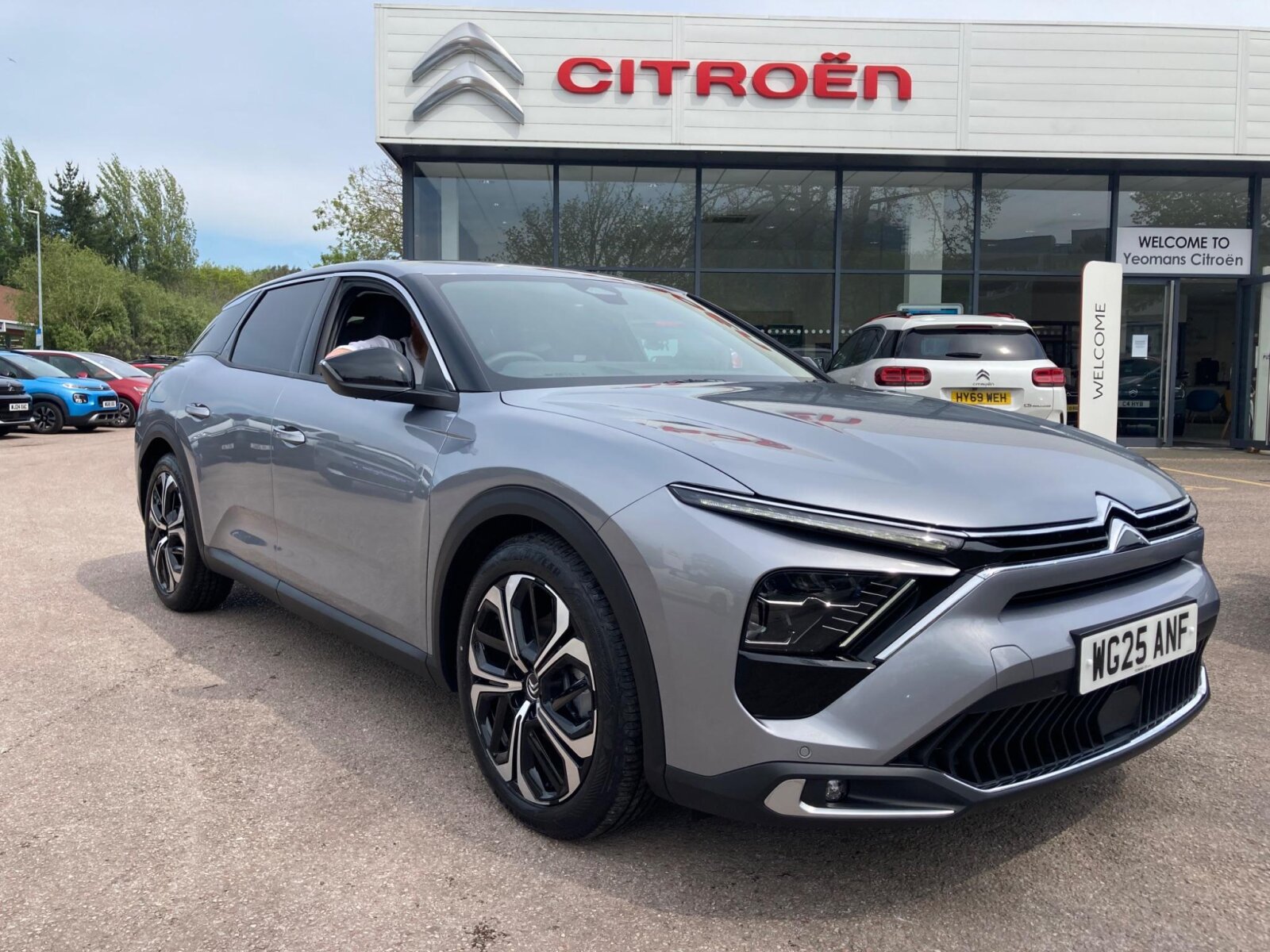 Main listing image - Citroen C5 X