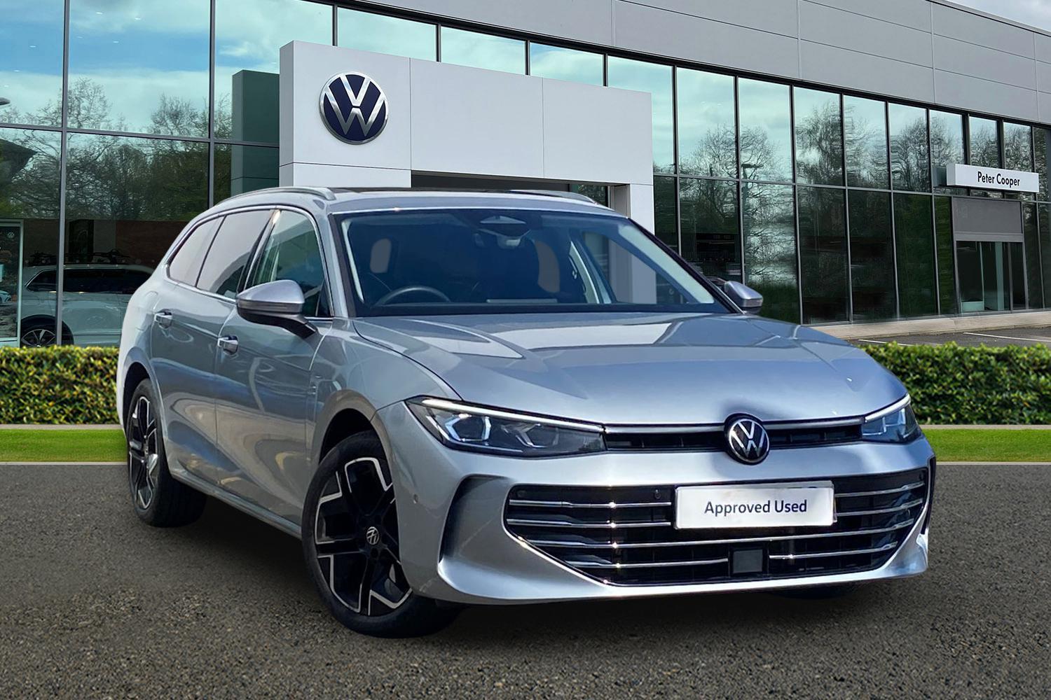 Main listing image - Volkswagen Passat