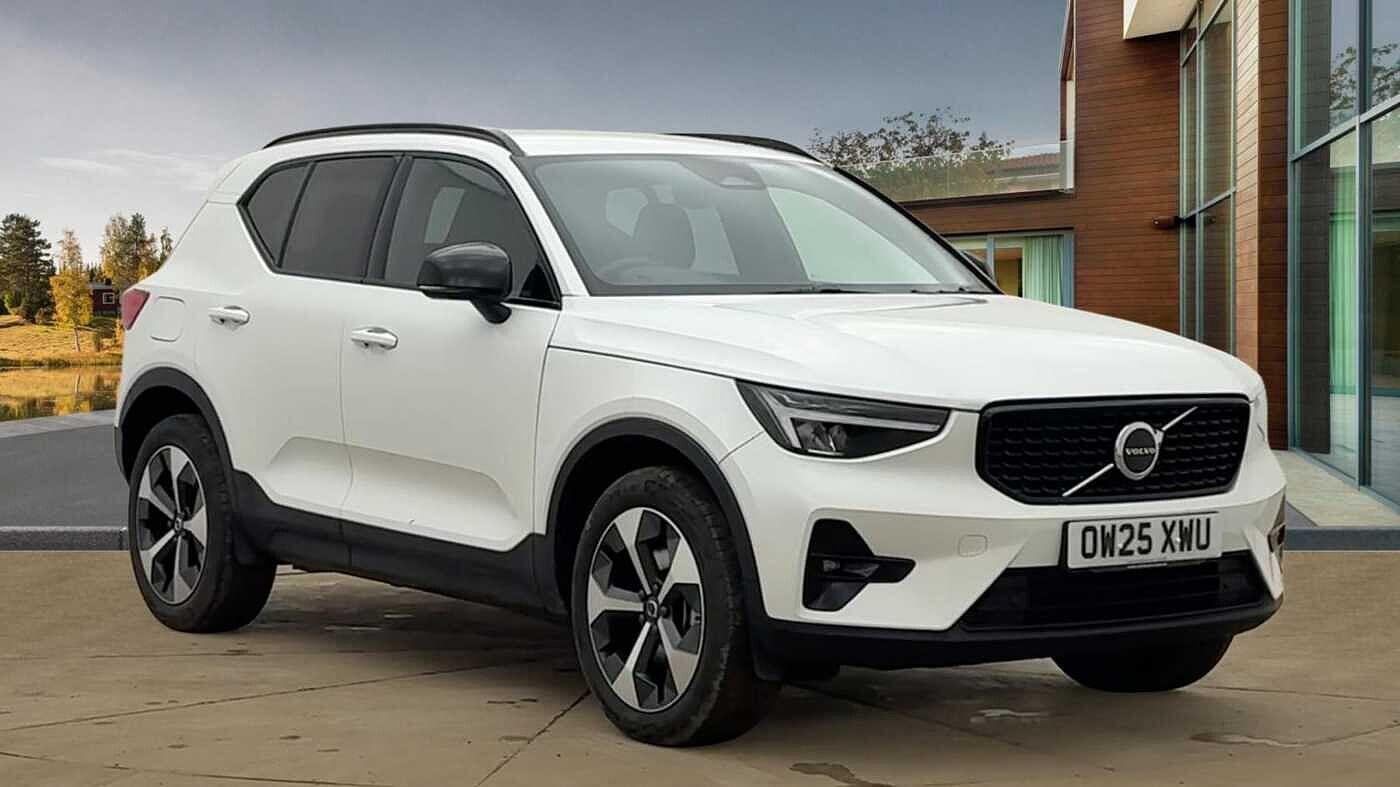 Main listing image - Volvo XC40