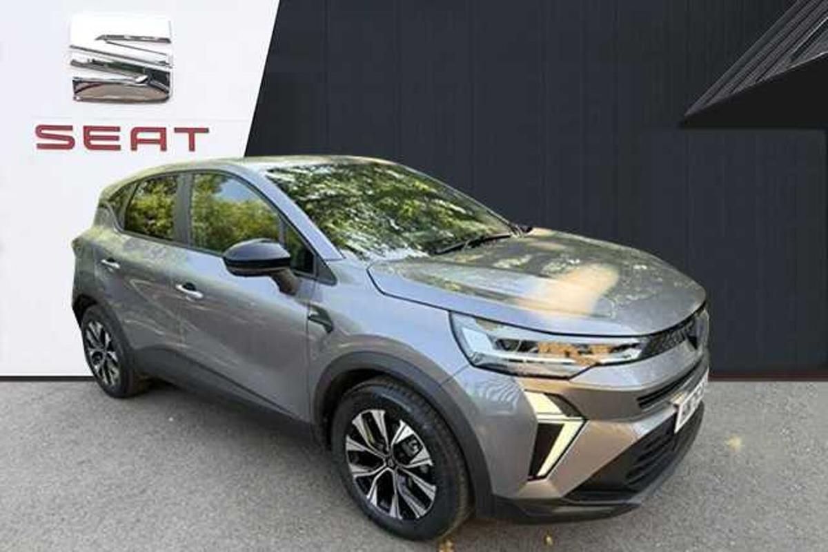 Main listing image - Renault Captur