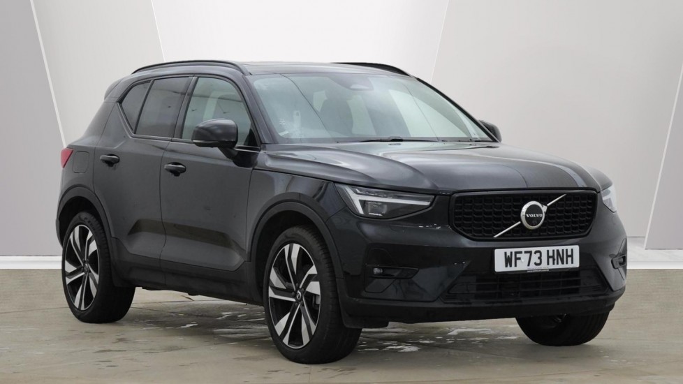 Main listing image - Volvo XC40