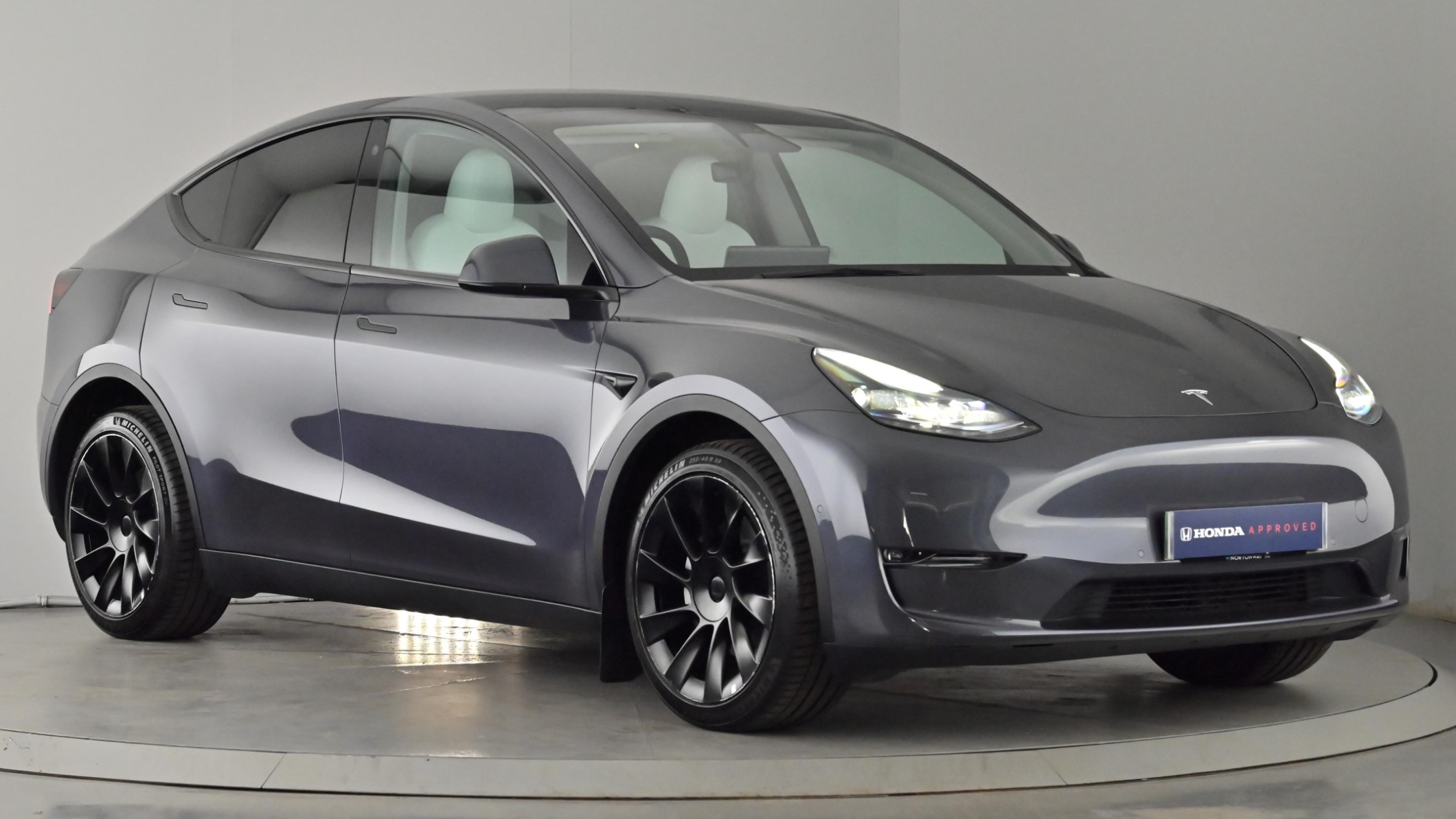 Main listing image - Tesla Model Y