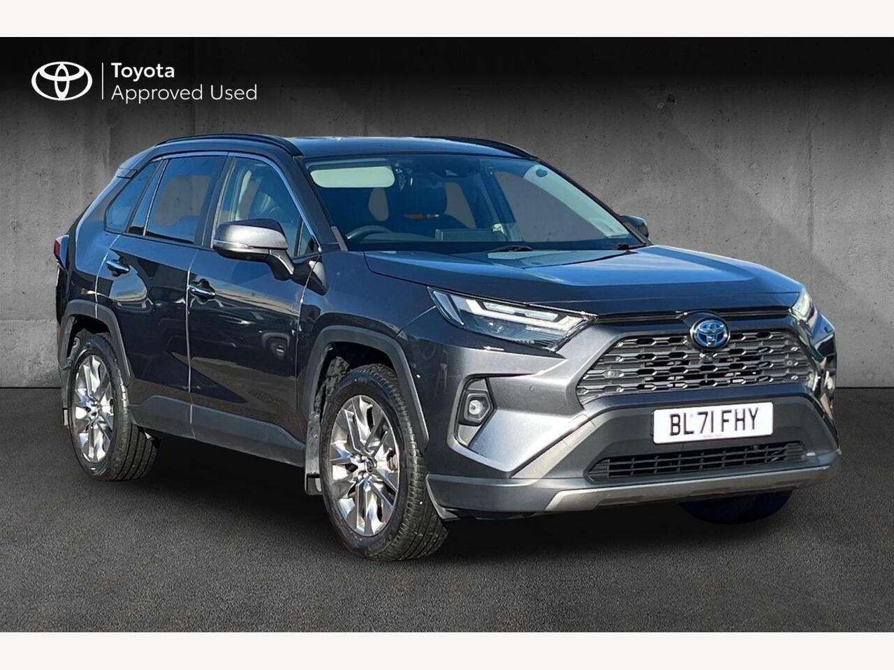 Main listing image - Toyota RAV4