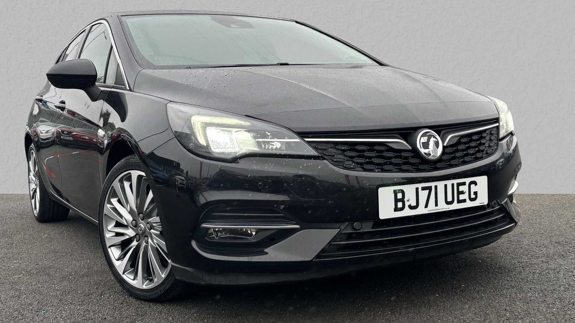 Main listing image - Vauxhall Astra