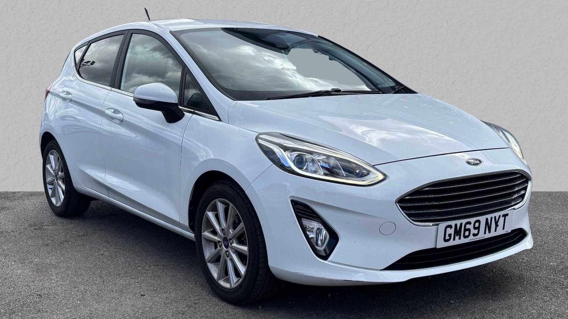 Main listing image - Ford Fiesta