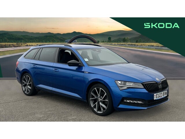 Main listing image - Skoda Superb Estate