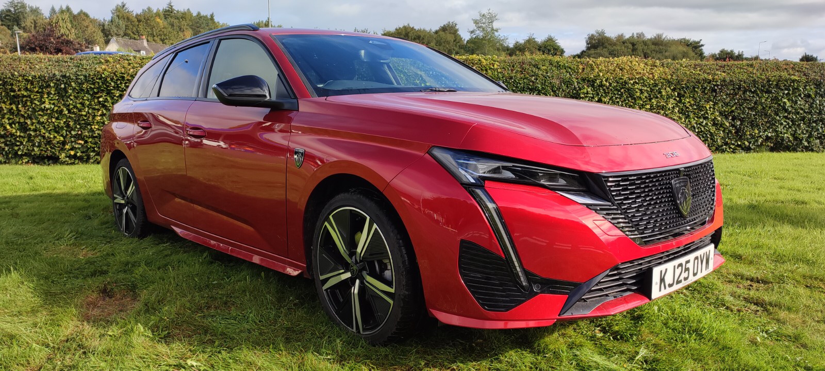 Main listing image - Peugeot 308
