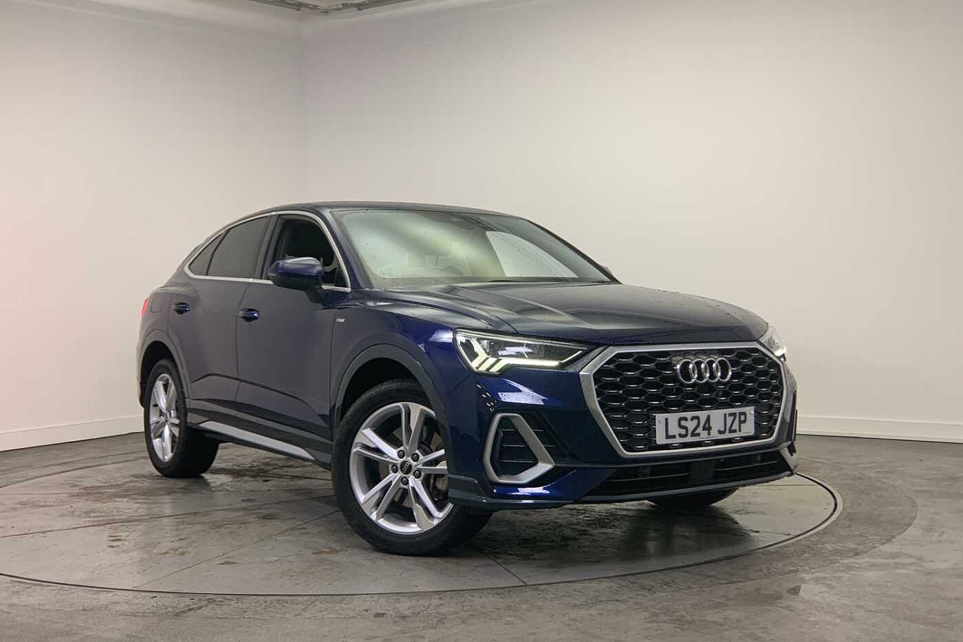 Main listing image - Audi Q3