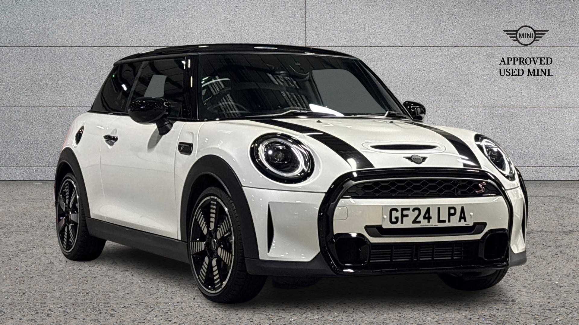 Main listing image - MINI Hatchback