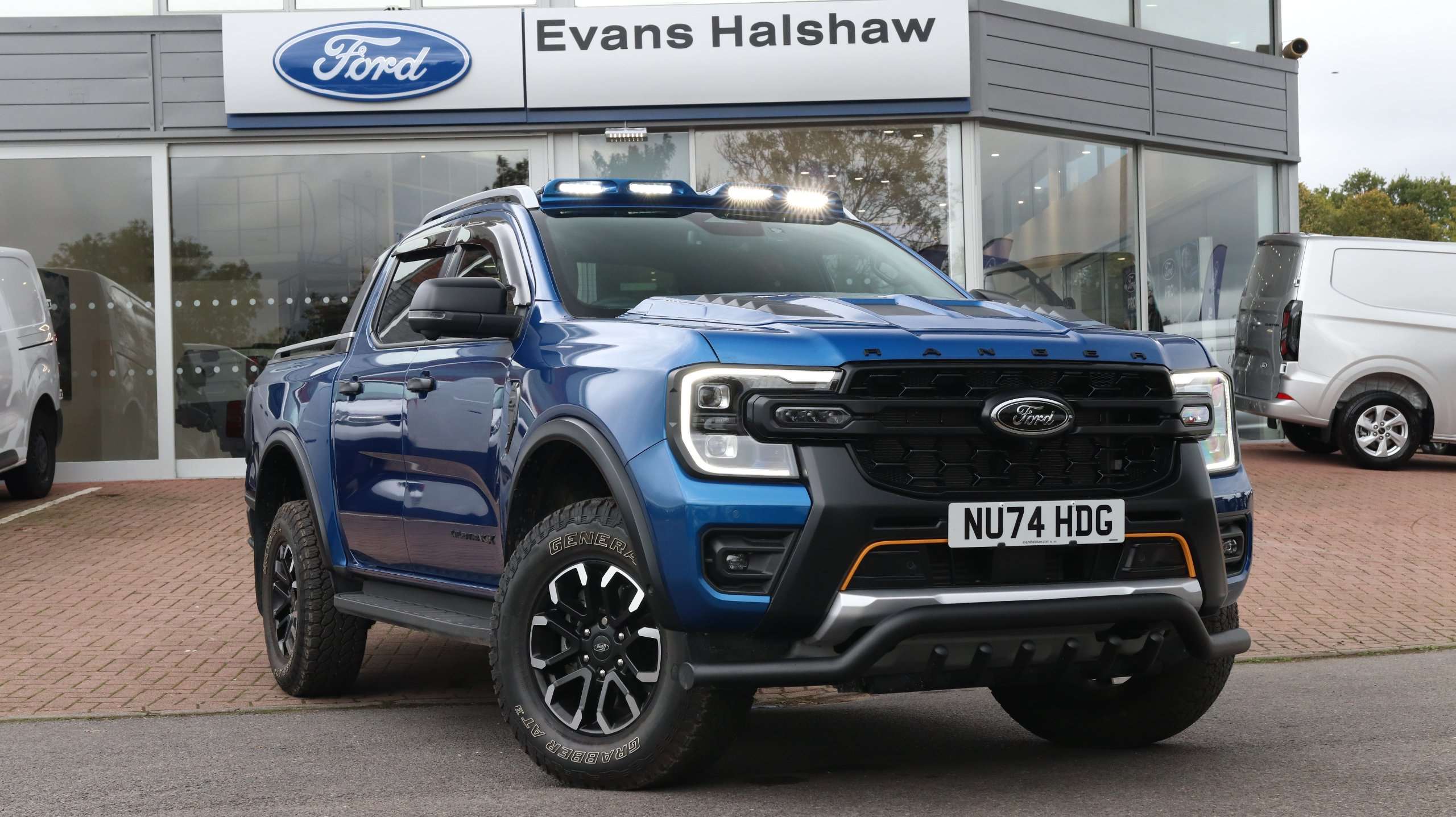 Main listing image - Ford Ranger