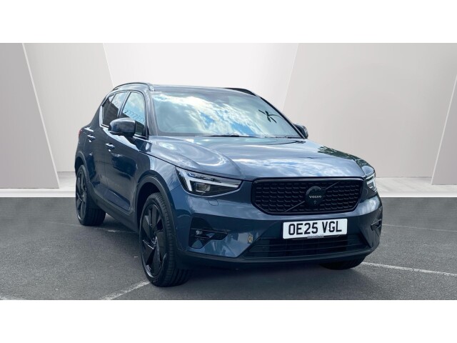 Main listing image - Volvo XC40