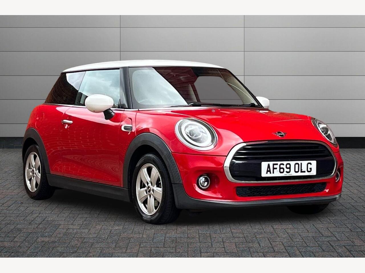 Main listing image - MINI Hatchback