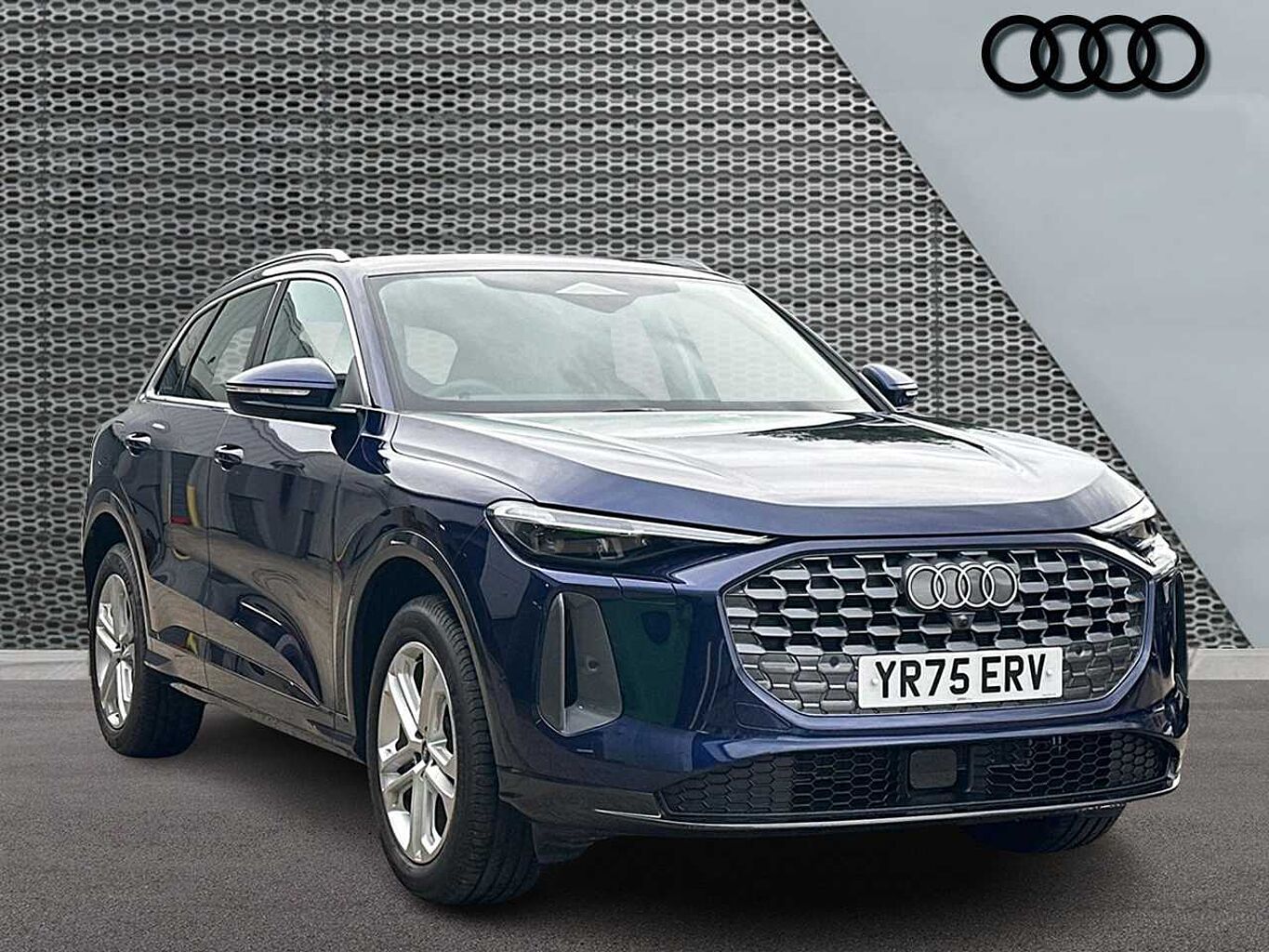 Main listing image - Audi Q5