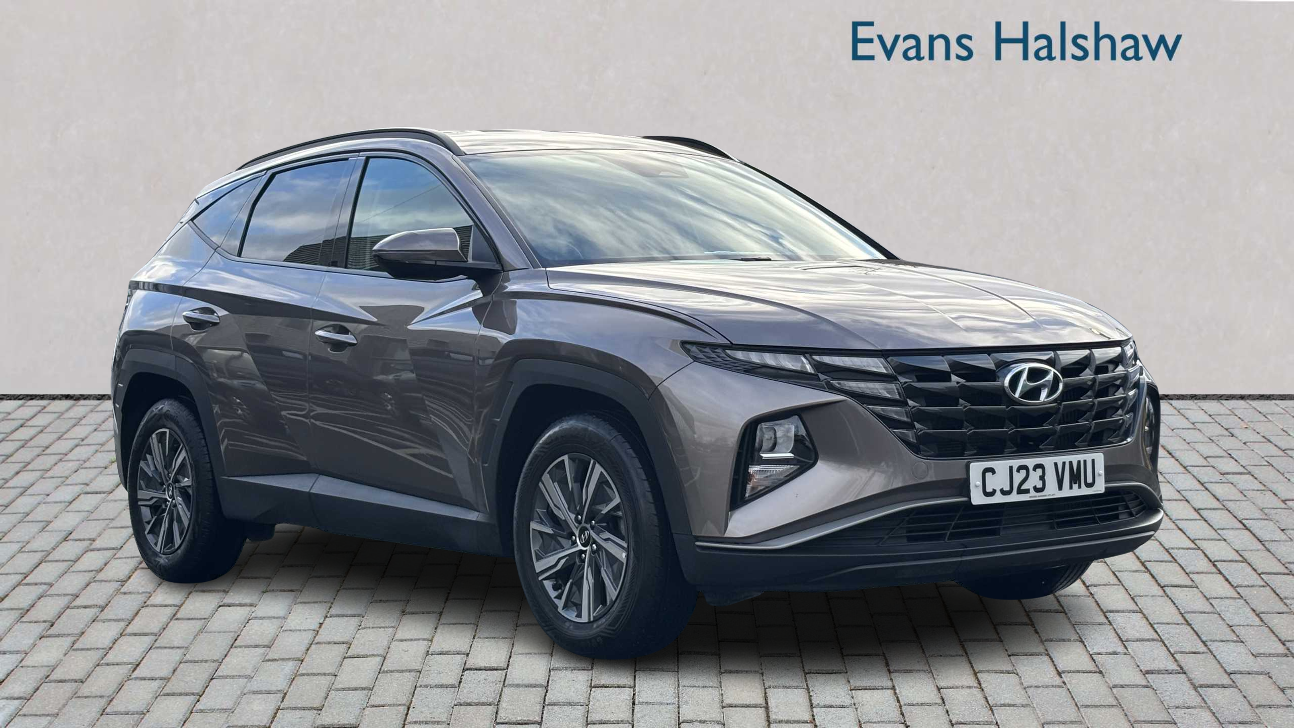 Main listing image - Hyundai Tucson