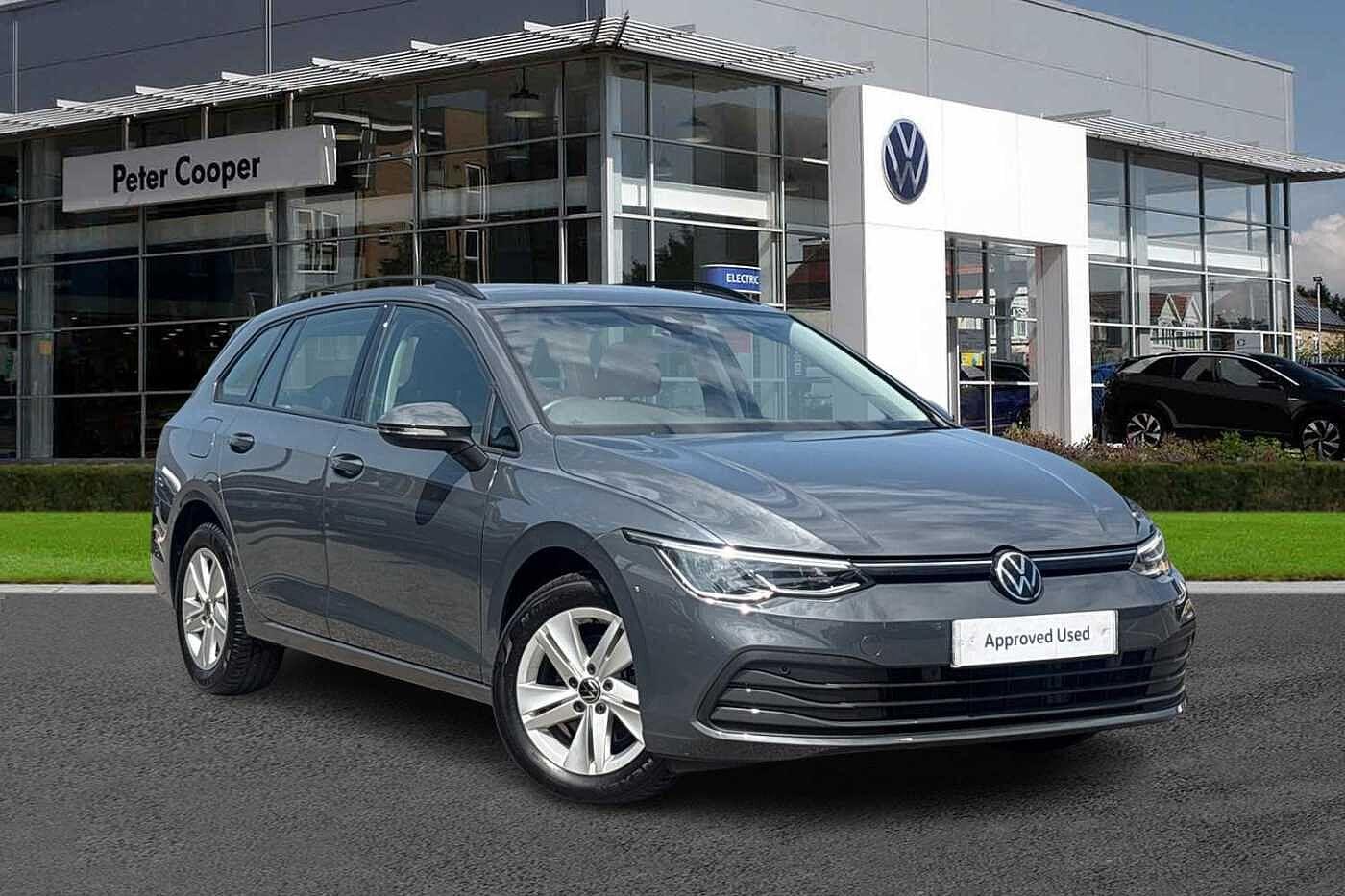 Main listing image - Volkswagen Golf Estate