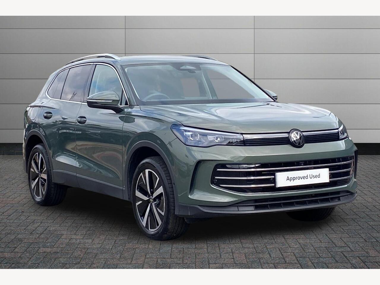 Main listing image - Volkswagen Tiguan