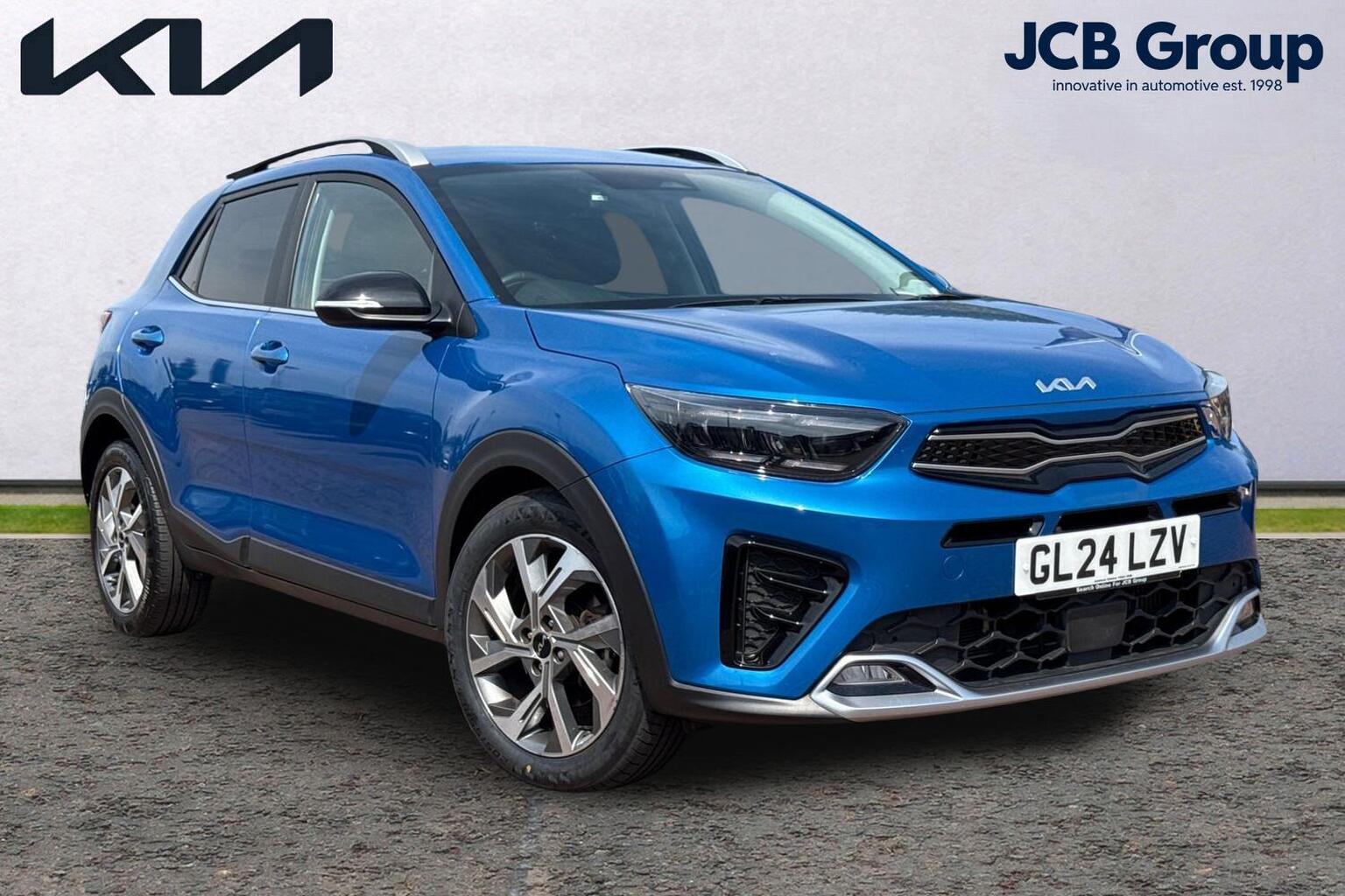 Main listing image - Kia Stonic