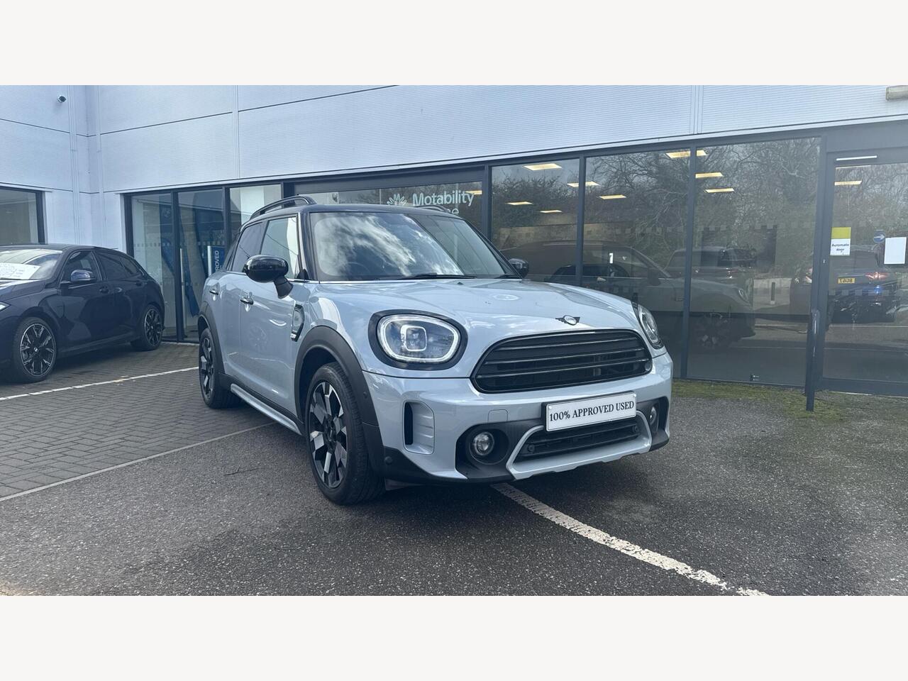 Main listing image - MINI Countryman