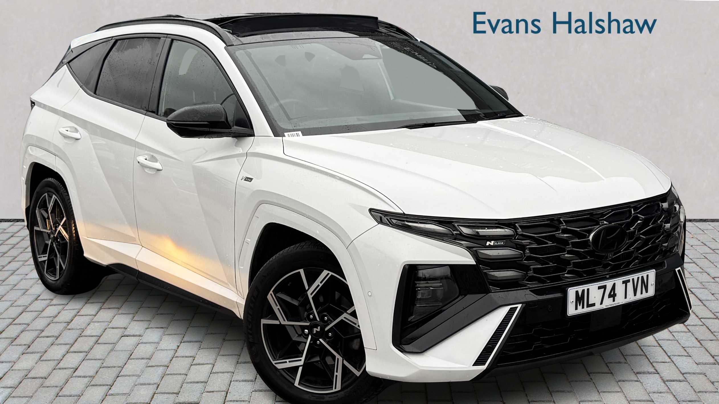 Main listing image - Hyundai Tucson