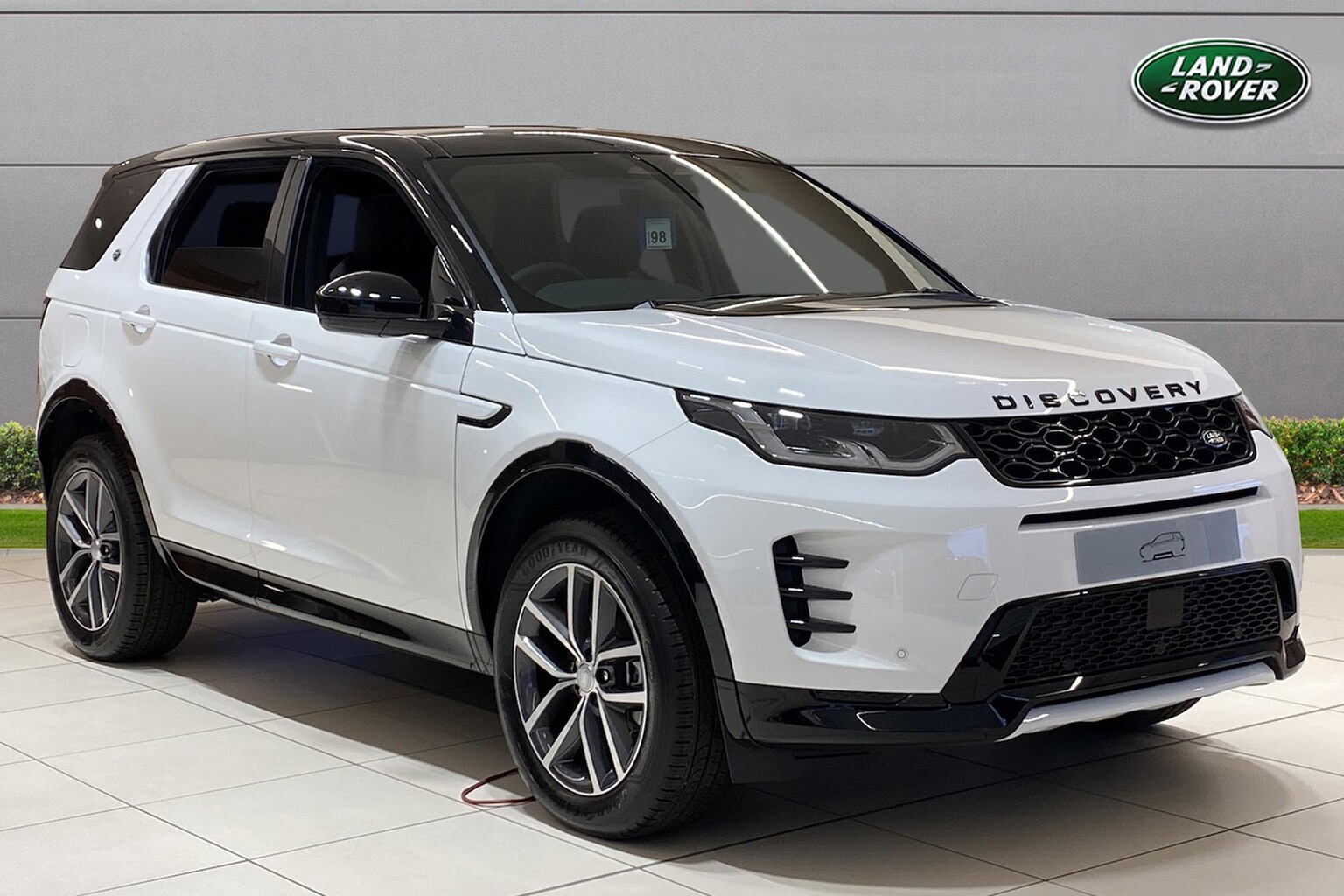 Main listing image - Land Rover Discovery Sport