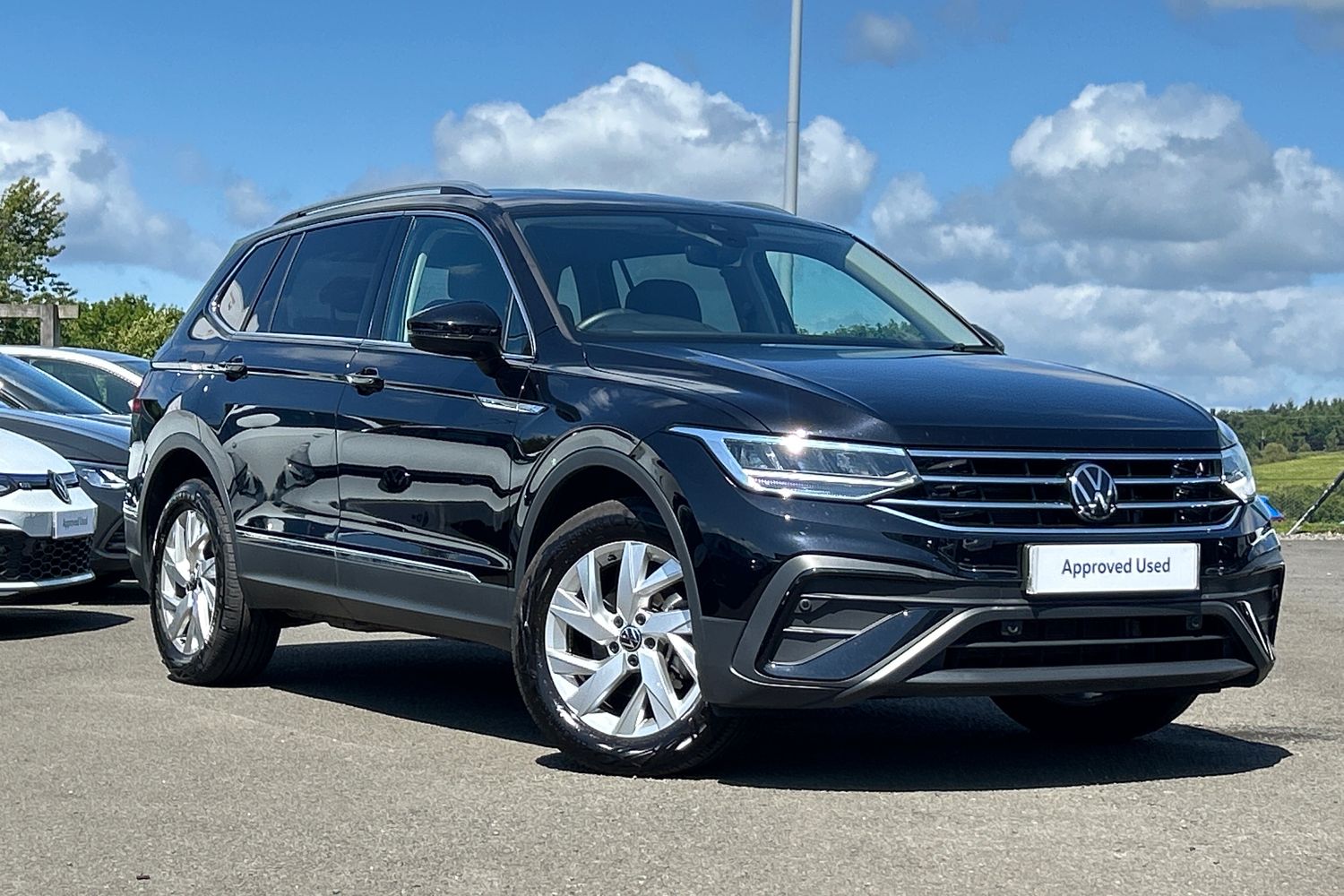 Main listing image - Volkswagen Tiguan Allspace