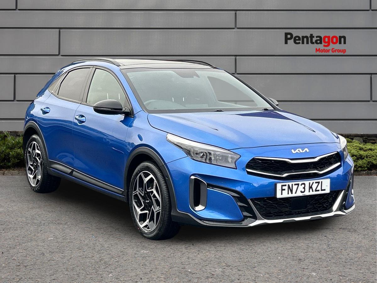 Main listing image - Kia XCeed
