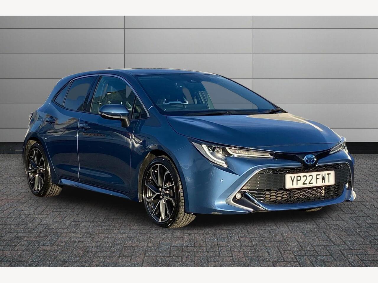 Main listing image - Toyota Corolla