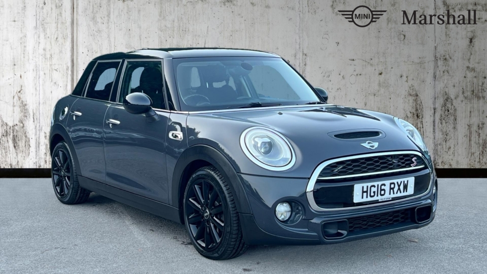 Main listing image - MINI Hatchback 5dr