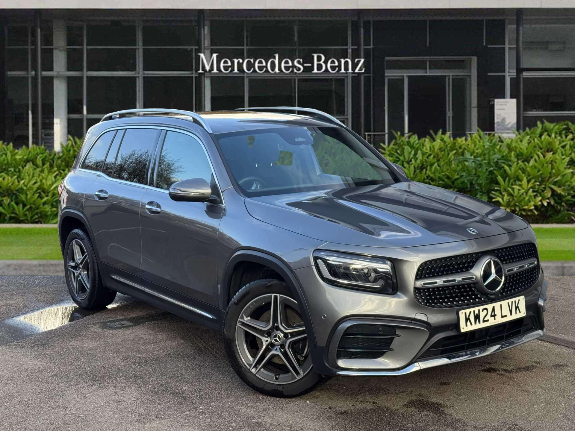 Main listing image - Mercedes-Benz GLB
